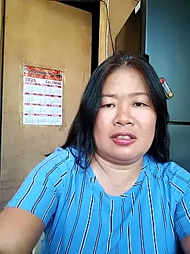 Snapshot of lickmepussy21 chatting on March 16, 2026, 7:23 am lickmepussy21 online show from March 16, 2026, 7:23 am