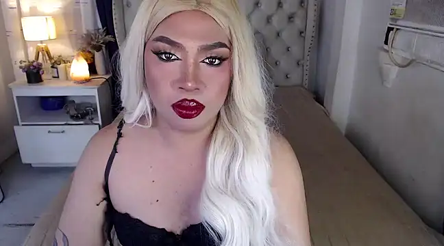 RebecaNextToYou online show from January 12, 2025, 8:03 pm