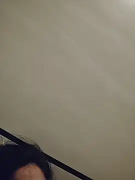 Susannemilf online show from March 19, 2026, 3:32 am