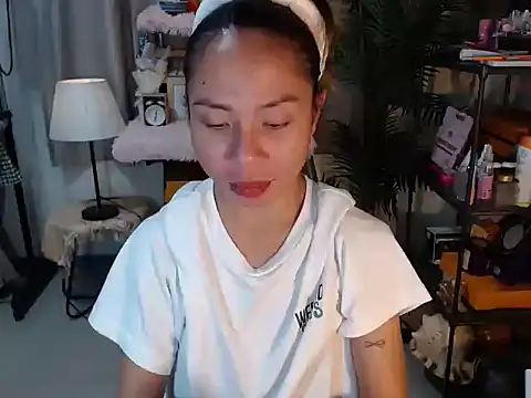 Snapshot of AsianTrixxx chatting on March 14, 2026, 6:57 pm AsianTrixxx online show from March 14, 2026, 6:57 pm