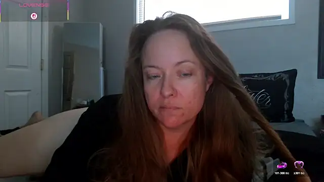 julimonroe online show from November 11, 2025, 4:07 pm