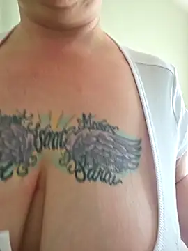 julimonroe online show from March 9, 2026, 4:33 pm