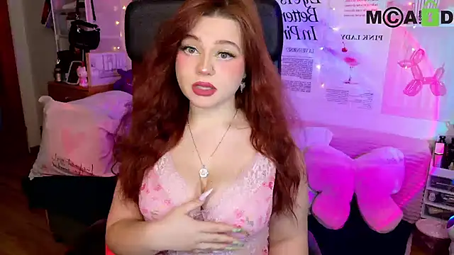StellaMilla online show from June 25, 2026, 1:05 am