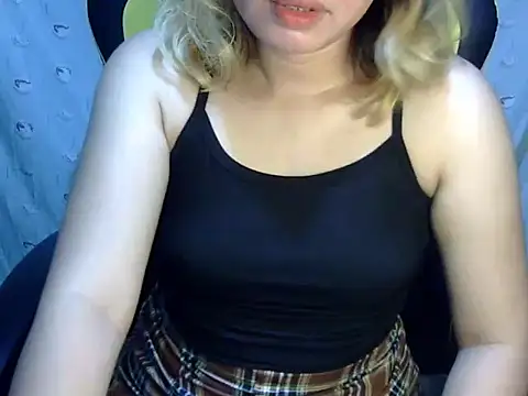    zurIII09  online show from December 10, 2024, 6:44 am