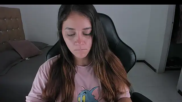 EmmaGrace1999 online show from December 6, 2024, 10:49 am