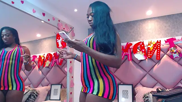 DanielaDuff online show from October 11, 2025, 7:56 pm