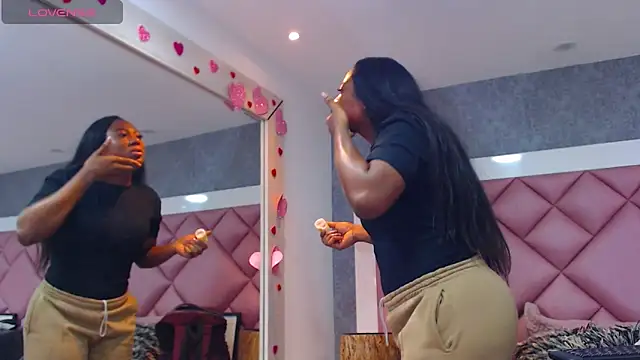 DanielaDuff online show from April 20, 2026, 8:10 pm