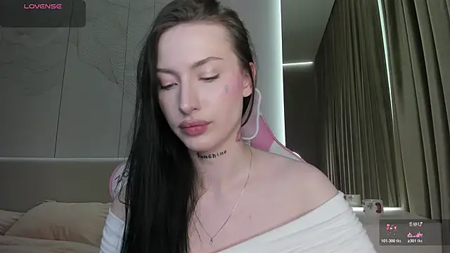 Snapshot of JenniferQueen11 chatting on June 4, 2026, 7:31 pm JenniferQueen11 online show from June 4, 2026, 7:31 pm