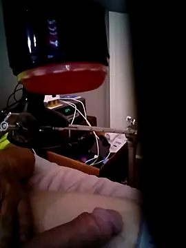 Snapshot of funcock78 chatting on October 10, 2025, 5:23 pm funcock78 online show from October 10, 2025, 5:23 pm