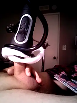 Snapshot of funcock78 chatting on December 14, 2025, 2:44 pm funcock78 online show from December 14, 2025, 2:44 pm