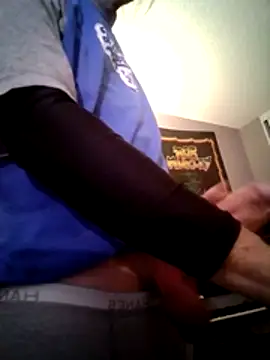 Snapshot of funcock78 chatting on February 15, 2026, 12:40 am funcock78 online show from February 15, 2026, 12:40 am