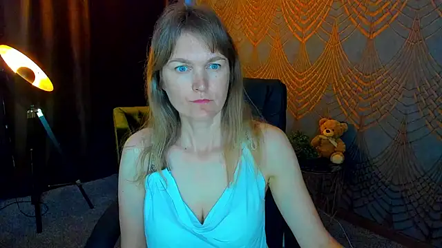 Snapshot of Anabell_xxx chatting on June 20, 2026, 5:43 am Anabell xxx online show from June 20, 2026, 5:43 am