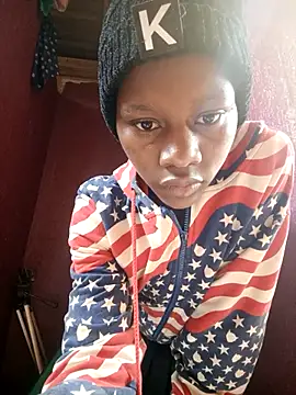 Petite li online show from February 22, 2026, 5:51 am