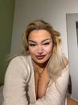 EmiliaPetrova online show from February 23, 2025, 2:40 am