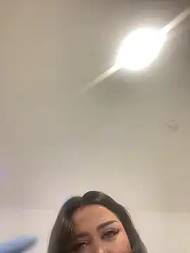 EmiliaPetrova online show from September 28, 2025, 5:51 pm