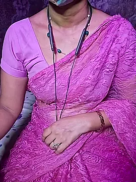 XBHUUME online show from October 7, 2025, 5:32 pm