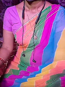 XBHUUME online show from February 9, 2026, 4:44 pm