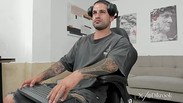 Davevilboy online show from September 19, 2025, 12:50 pm