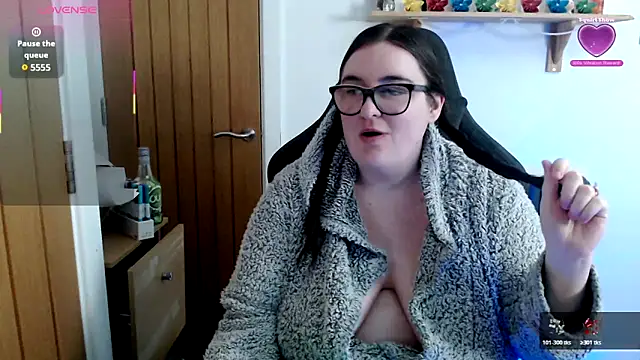 Rebecca Summer online show from April 23, 2026, 6:25 am