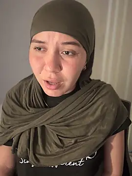 MatchedEyebrow online show from November 18, 2025, 10:14 pm