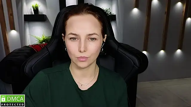 Mira Mermayd online show from December 22, 2024, 4:17 am