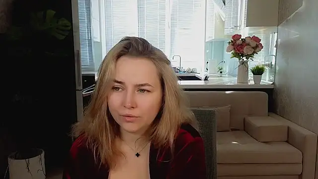 Mira Mermayd online show from April 5, 2026, 1:14 am