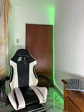 YeremiBrowm online show from February 6, 2025, 12:00 am