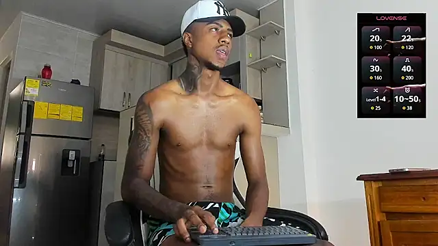 YeremiBrowm online show from October 31, 2025, 4:41 pm