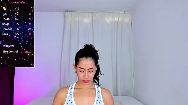 VioletaSotter online show from March 6, 2026, 12:23 pm