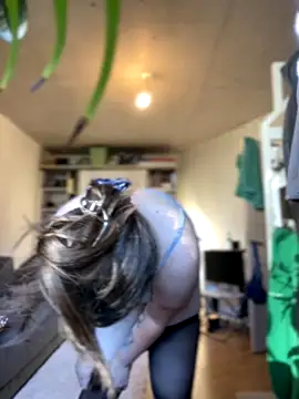 Jessica Rubatte online show from September 11, 2025, 7:19 am