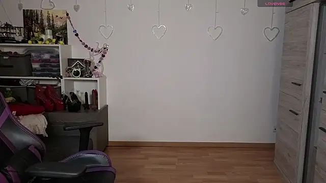 TinniAngel online show from March 14, 2026, 6:57 pm