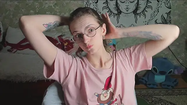 Cutie Adelia online show from April 25, 2026, 4:15 pm