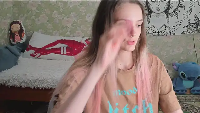 Snapshot of Cutie_Adelia chatting on July 16, 2026, 8:53 am Cutie Adelia online show from July 16, 2026, 8:53 am