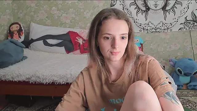 Snapshot of Cutie_Adelia chatting on July 17, 2026, 8:21 am Cutie Adelia online show from July 17, 2026, 8:21 am