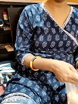 Diya 143 online show from October 29, 2025, 7:43 am