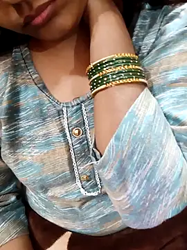 Diya 143 online show from November 24, 2025, 7:57 pm