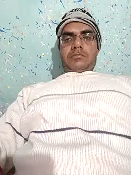 Snapshot of ajayraj0000 chatting on December 5, 2025, 7:32 pm ajayraj0000 online show from December 5, 2025, 7:32 pm
