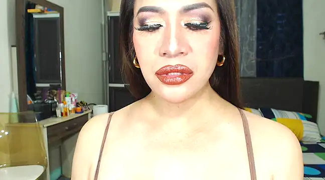 HugeKatarinaTS online show from February 17, 2025, 8:41 am