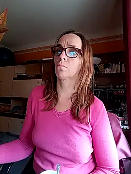 Dettybitch40 online show from October 25, 2025, 10:56 am