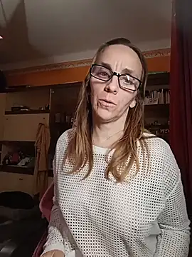 Dettybitch40 online show from November 19, 2025, 8:09 pm