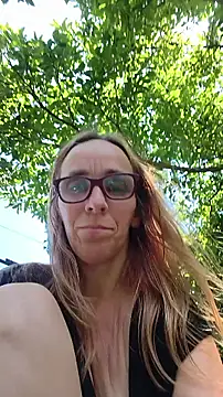 Snapshot of Dettybitch40 chatting on July 11, 2026, 12:30 pm Dettybitch40 online show from July 11, 2026, 12:30 pm