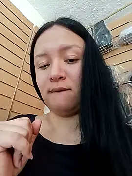 Snapshot of Arisha34 chatting on March 8, 2025, 4:28 pm Arisha34 online show from March 8, 2025, 4:28 pm