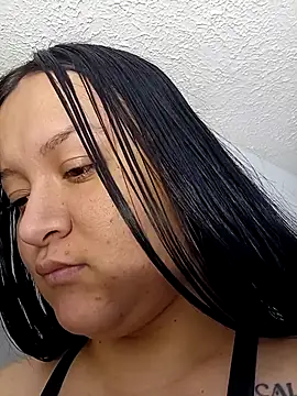 Snapshot of Arisha34 chatting on December 14, 2025, 2:33 pm Arisha34 online show from December 14, 2025, 2:33 pm