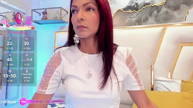 HannaPetit online show from September 30, 2025, 7:19 pm