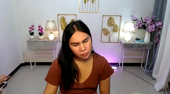 Snapshot of Asian_flabby chatting on December 17, 2024, 6:24 am Asian flabby online show from December 17, 2024, 6:24 am