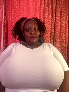 Snapshot of Michyboldy chatting on September 15, 2025, 5:51 am Michyboldy online show from September 15, 2025, 5:51 am