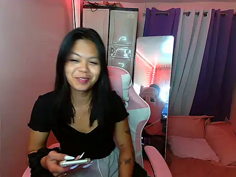 young salsalita online show from March 18, 2025, 12:36 pm