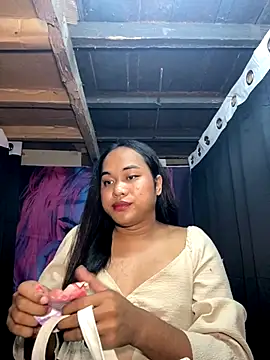 bettina love online show from November 13, 2025, 7:13 pm