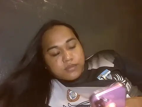 Snapshot of bettina_love chatting on June 26, 2026, 4:55 pm bettina love online show from June 26, 2026, 4:55 pm