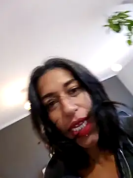 Goldenlace online show from January 20, 2025, 2:36 pm